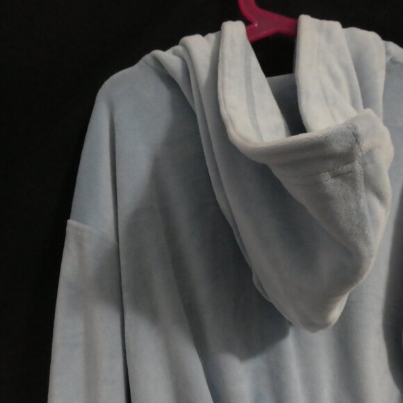 U KIDS | small (7-8) | Soft and Plush Light Blue Velour Zip-Up Hoodie | NWOT - Picture 9 of 14